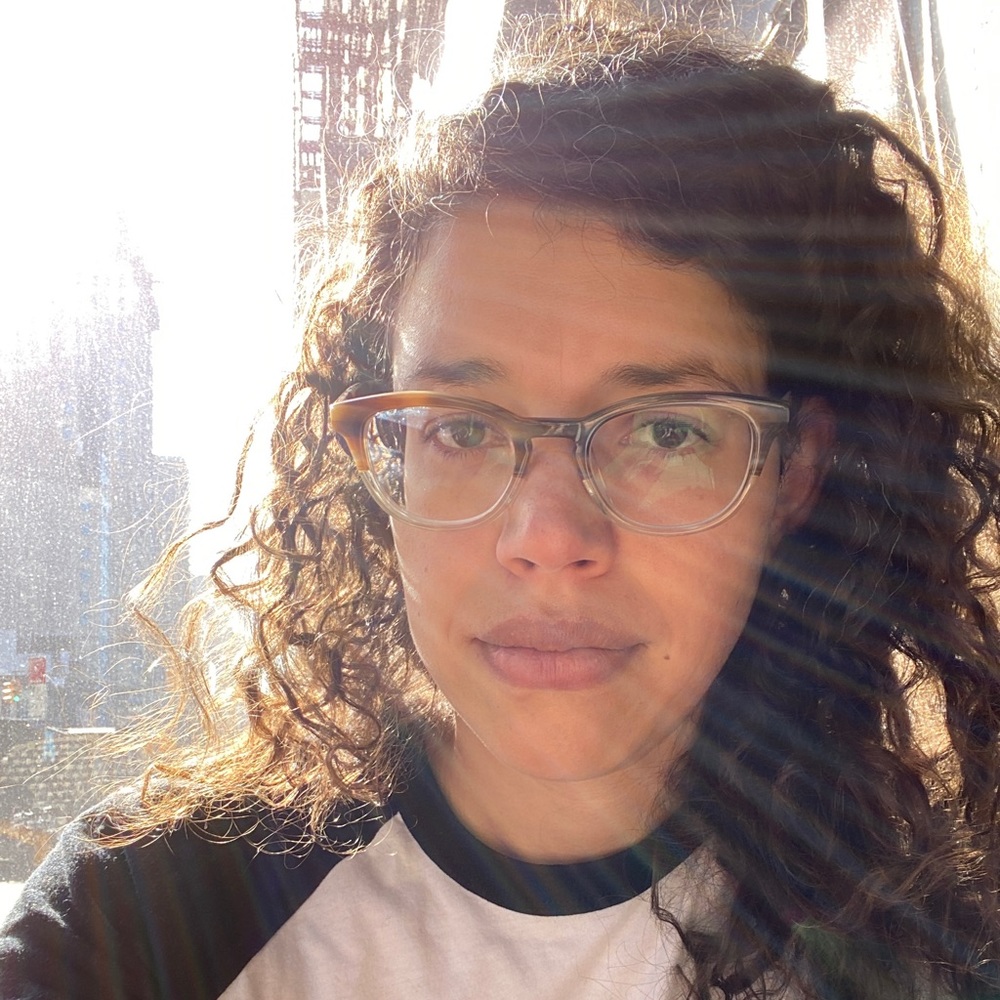 Meet your Posher, Alexis